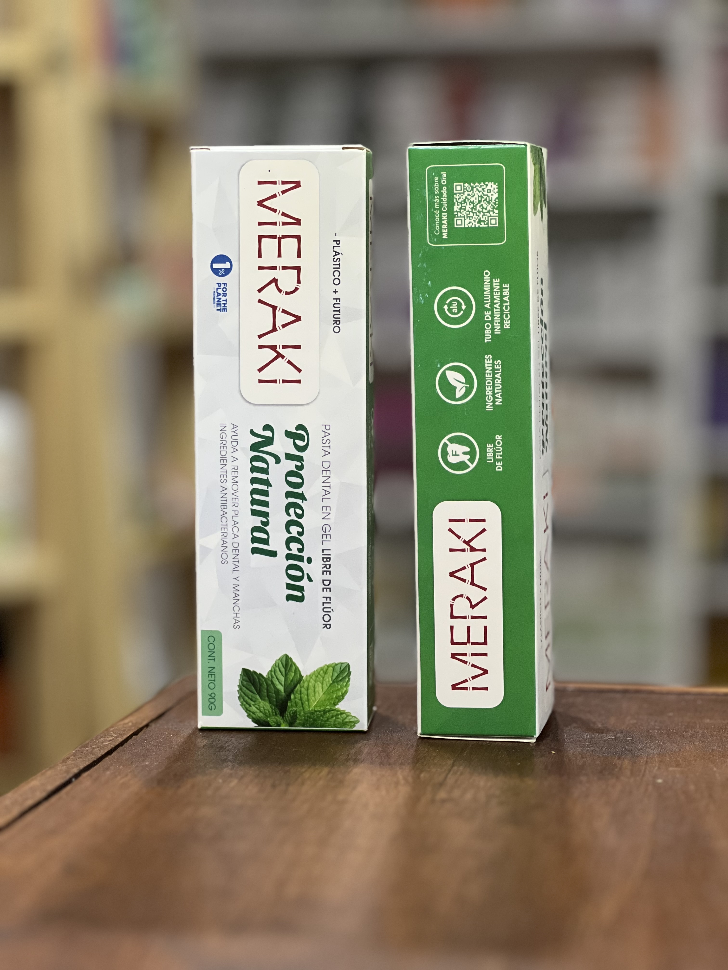 Pasta de Dientes en Gel MERAKI x 90g - LIBRE DE FLUOR - (Sabor a Menta Natural con Extracto de Arand