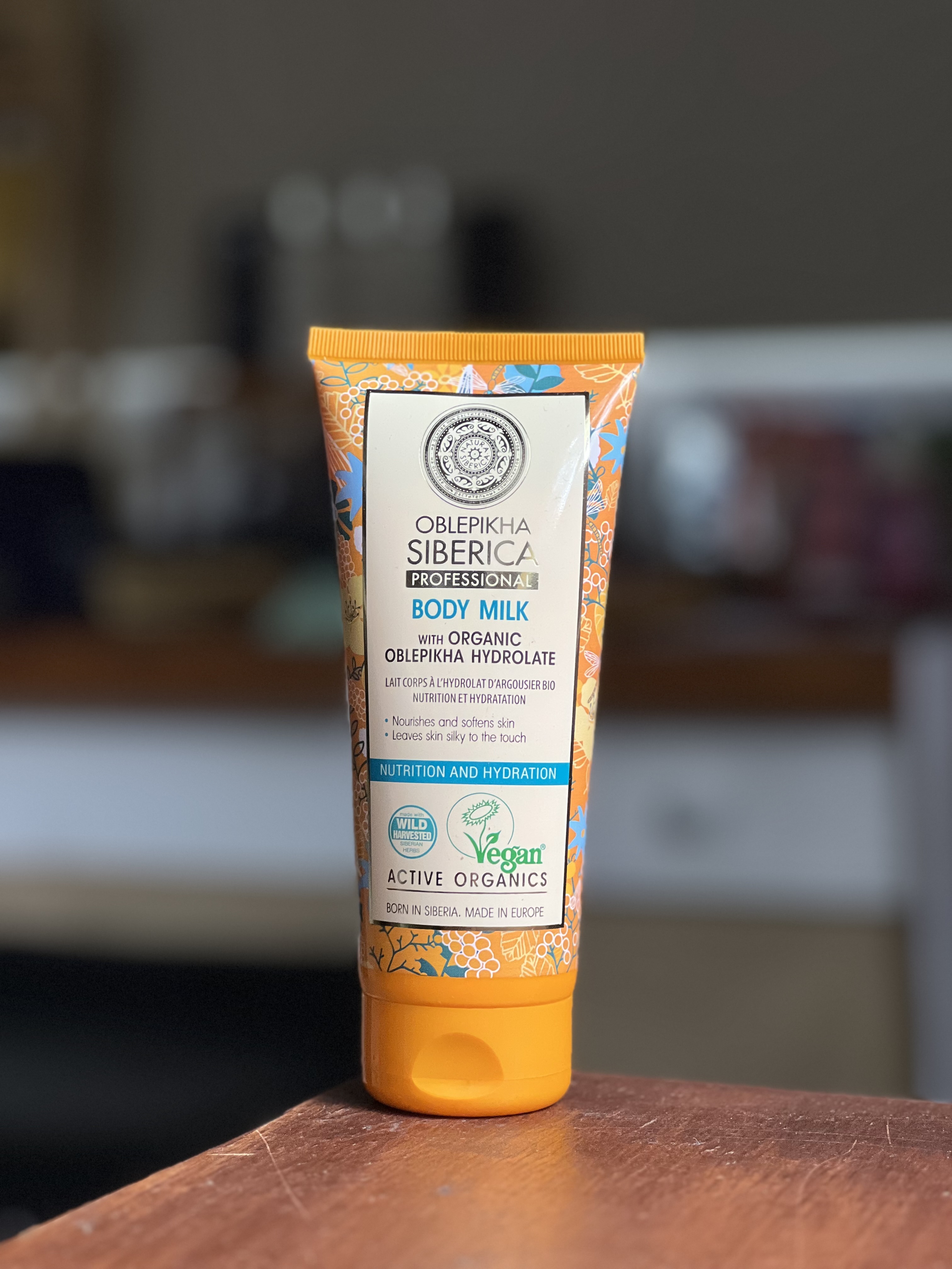 Leche Corporal con Hidrolato de Oblepikha Organico x 200ml - Piel Suave y Elastica, Nutre y Humecta,