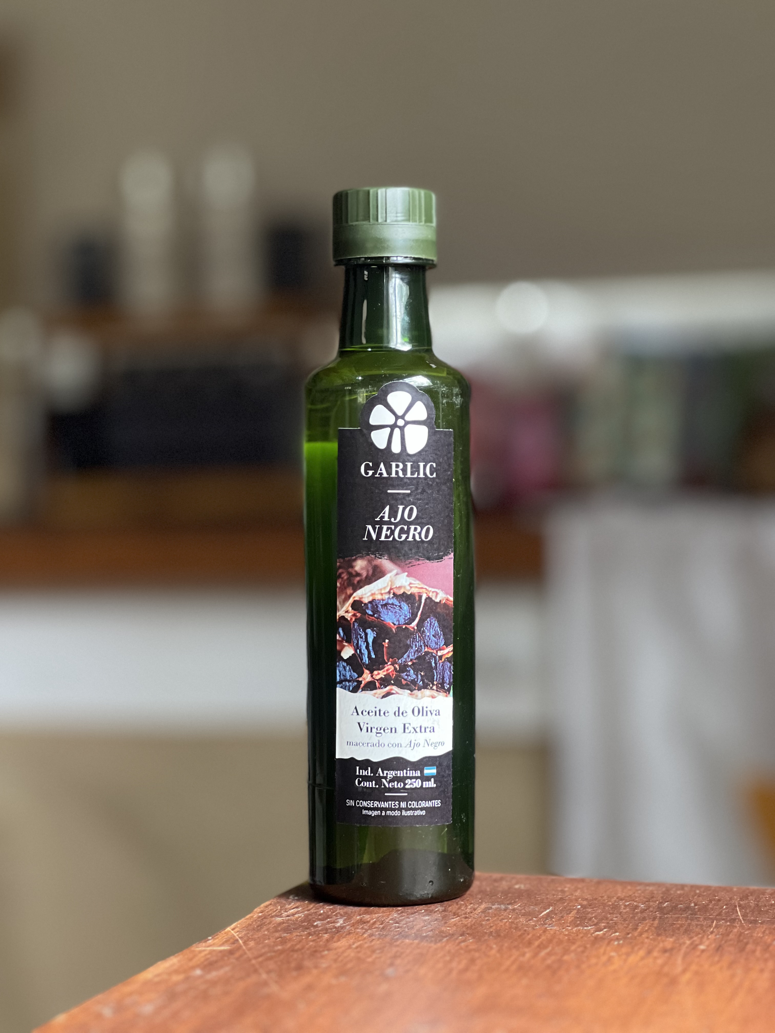 Aceite de Oliva Macerado en Ajo Negro x 250ml