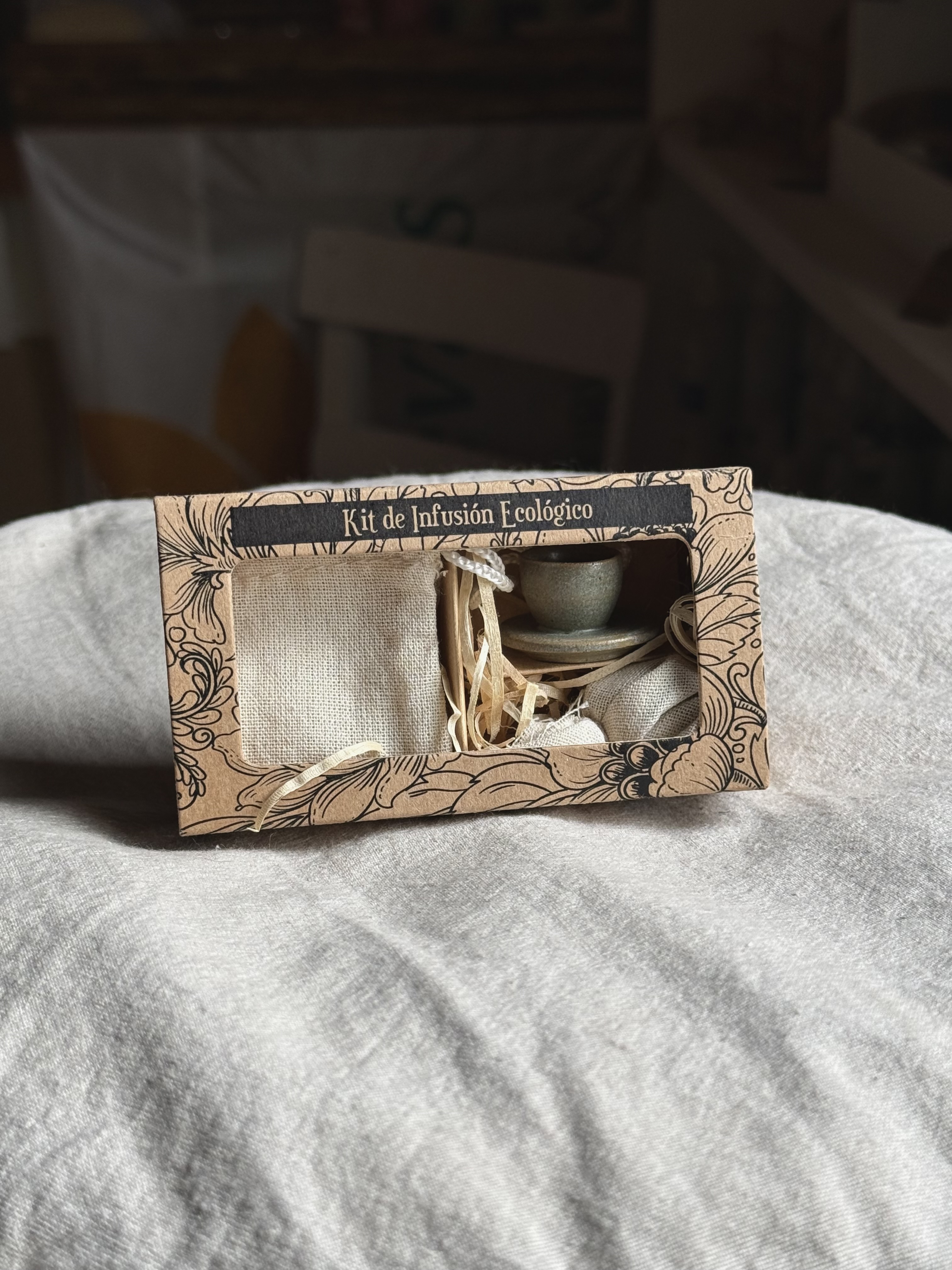 Kit Infusor (Contiene una bolsa saquito de lienzo reutilizable, una pieza de ceramica coleccionable 