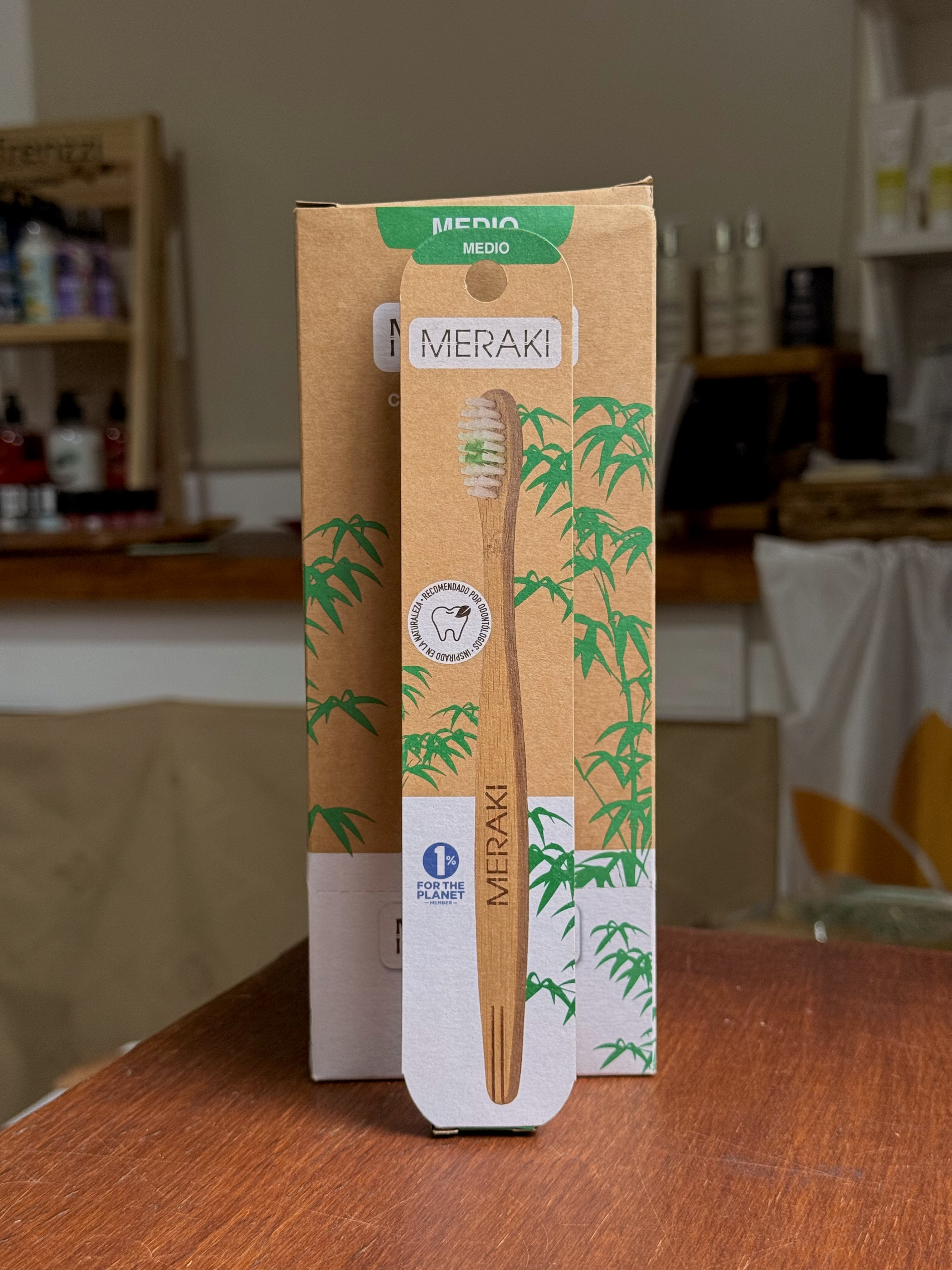 Cepillo de Dientes de Bambu MERAKI por caja de 12unidades (Cerda Media)