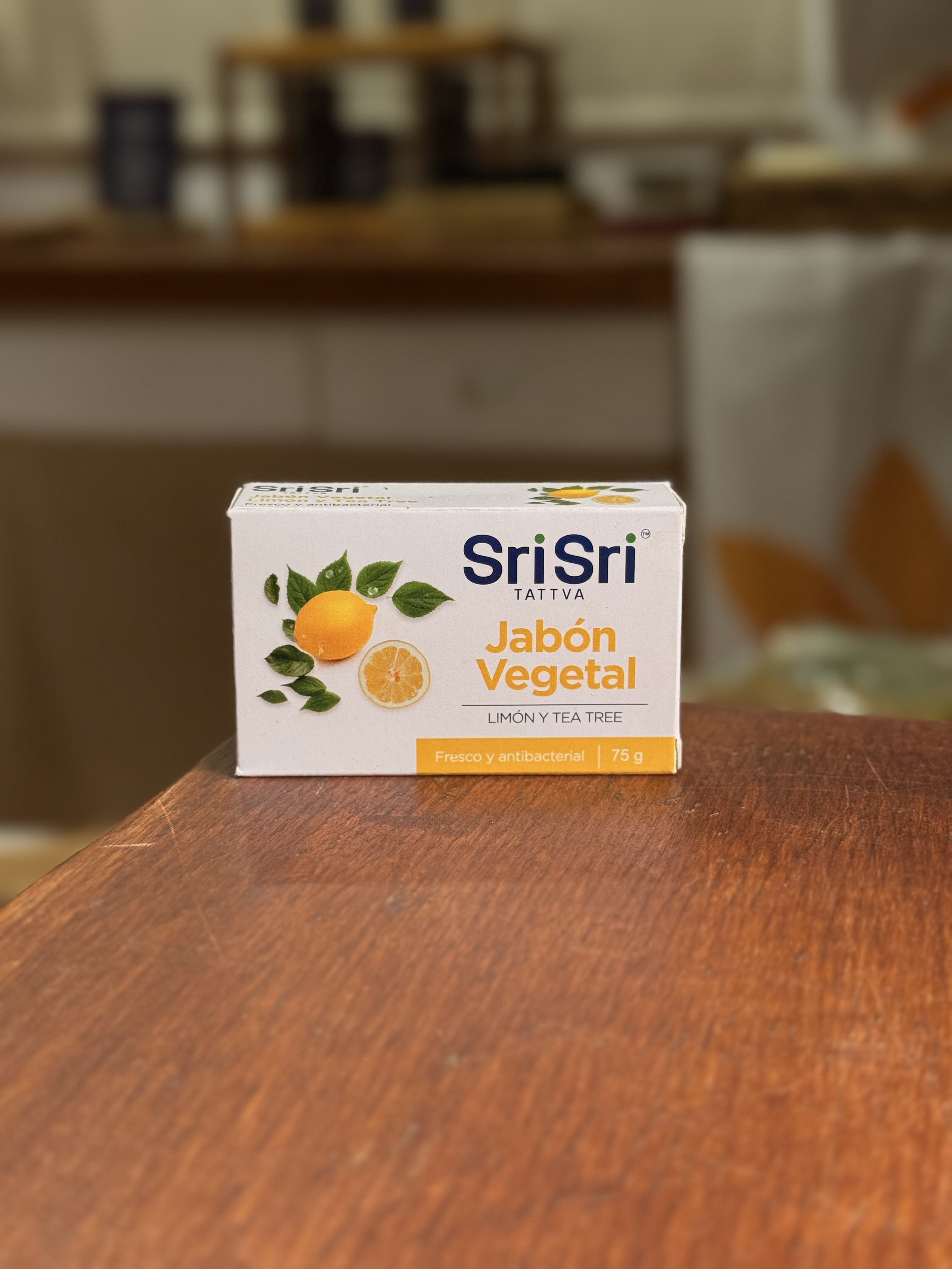 Jabon Ayurvedico Vegetal Limon y Tea Tree 75g