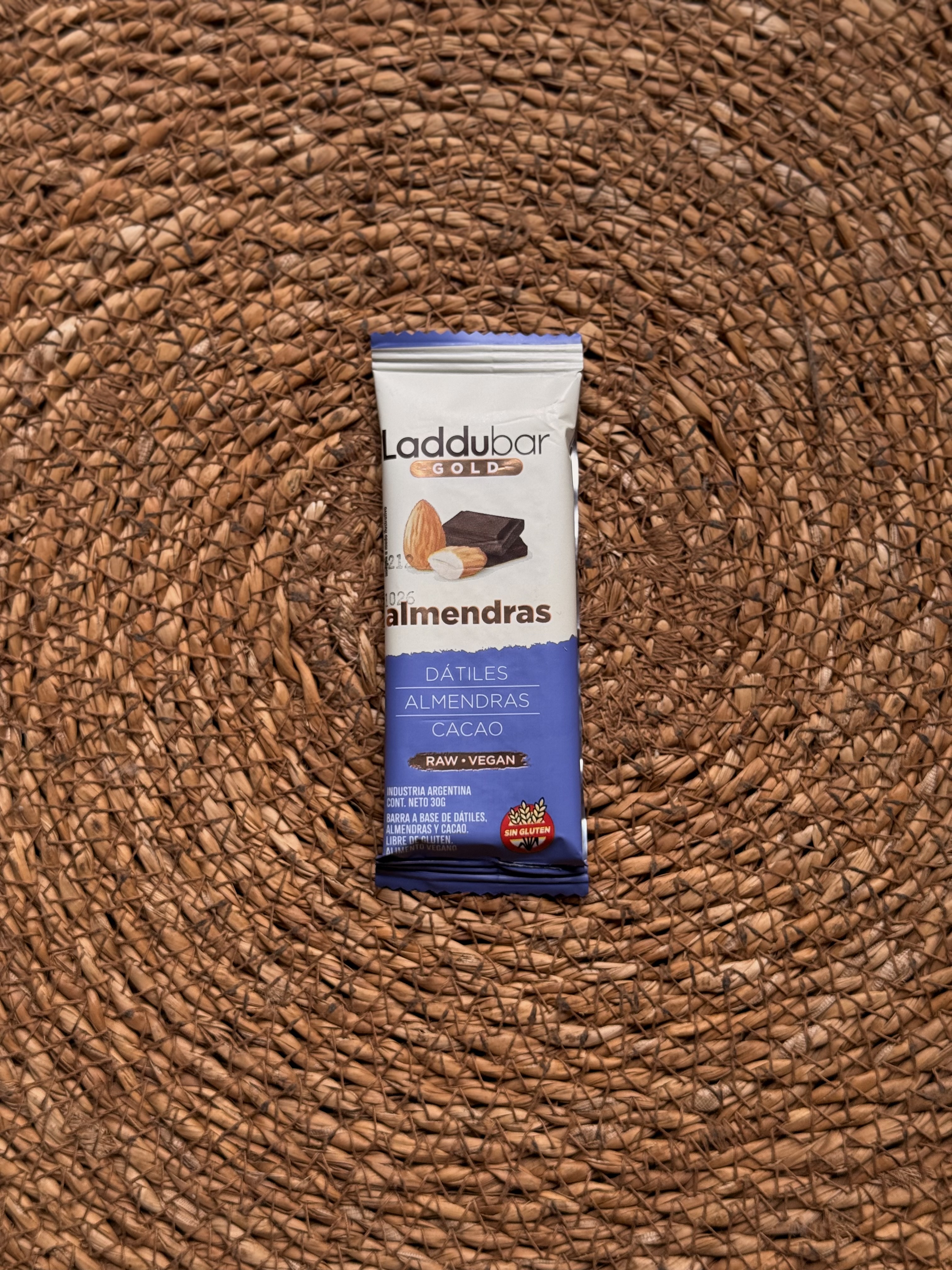 Barra a Base de Datiles Organicos GOLD Almendras (Datiles, Almendras y Cacao) VEGANO - SIN GLUTEN